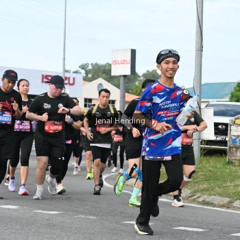 Runner Photo 3546682