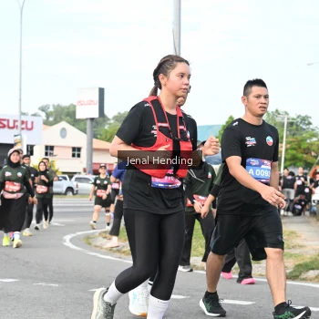 Runner Photo 3546690