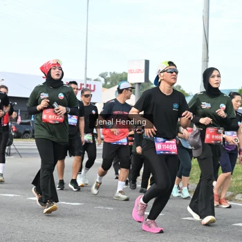Runner Photo 3546692