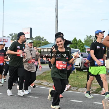 Runner Photo 3546697