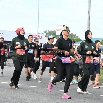 Runner Photo 3546698
