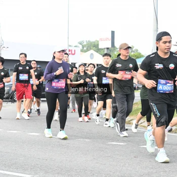 Runner Photo 3546722