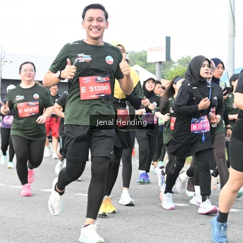 Runner Photo 3546725