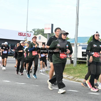 Runner Photo 3546745