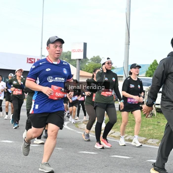 Runner Photo 3546748