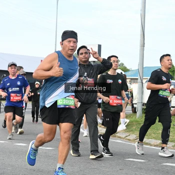 Runner Photo 3546749