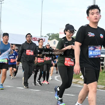 Runner Photo 3546753
