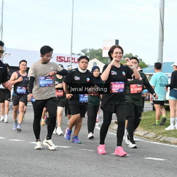 Runner Photo 3546767