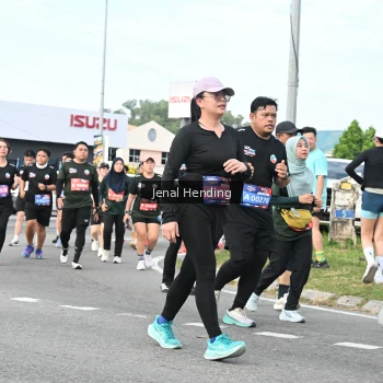 Runner Photo 3546774