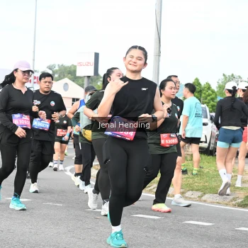Runner Photo 3546778