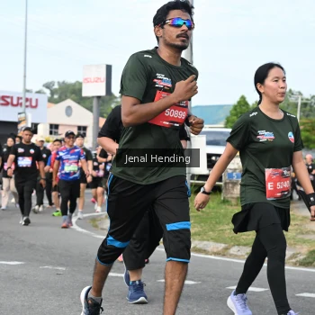 Runner Photo 3546792