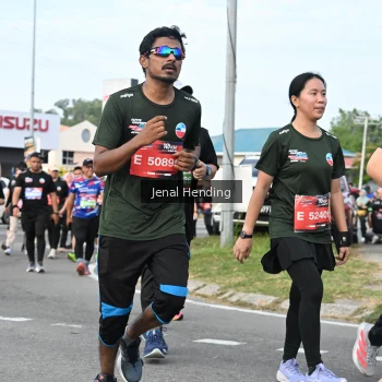 Runner Photo 3546793