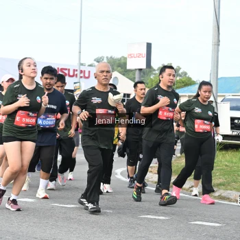 Runner Photo 3546798