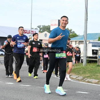 Runner Photo 3546813