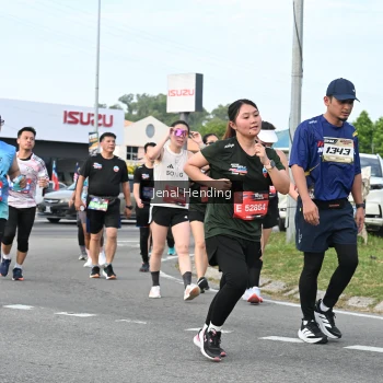 Runner Photo 3546833