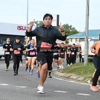 Runner Photo 3546856