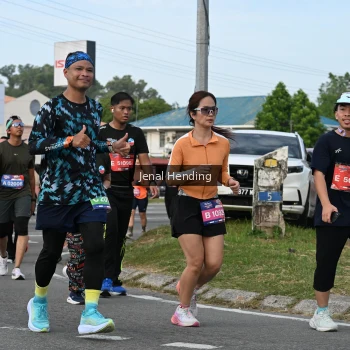 Runner Photo 3546871