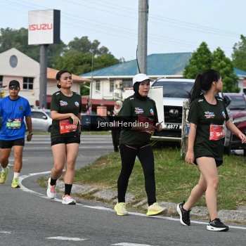 Runner Photo 3546898