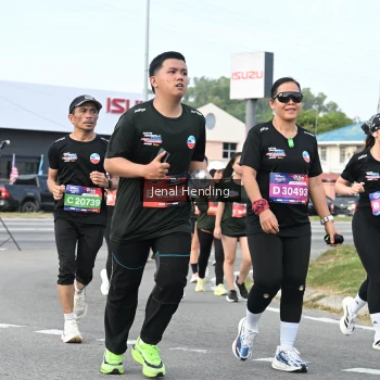 Runner Photo 3546899