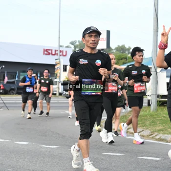 Runner Photo 3546905