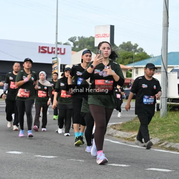Runner Photo 3546915