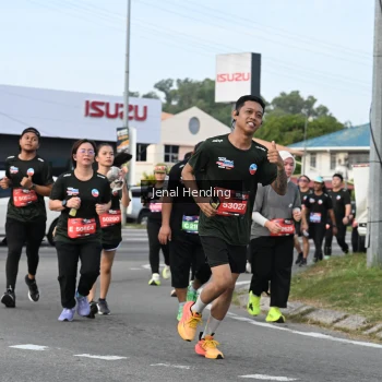 Runner Photo 3546949