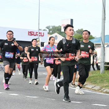 Runner Photo 3546979
