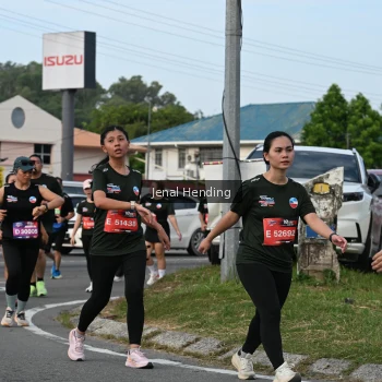 Runner Photo 3547001