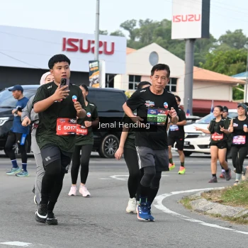Runner Photo 3547004