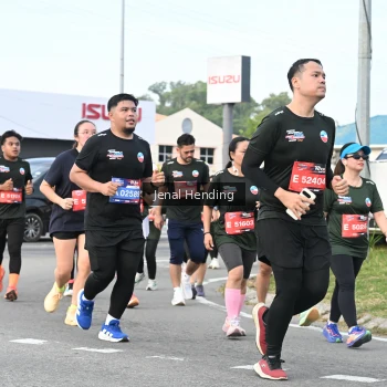 Runner Photo 3547015