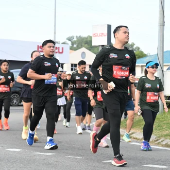 Runner Photo 3547016