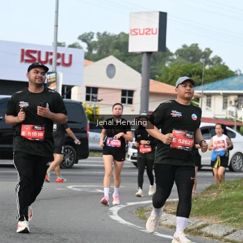 Runner Photo 3547063