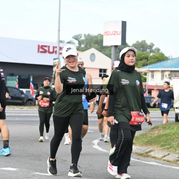 Runner Photo 3547114