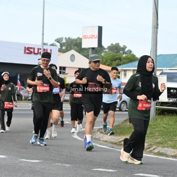 Runner Photo 3547123