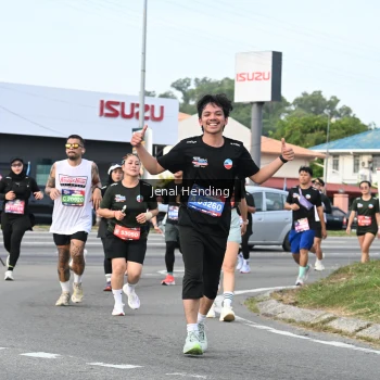 Runner Photo 3547145