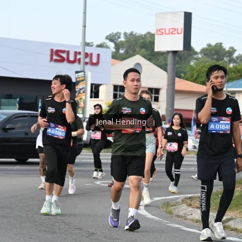 Runner Photo 3547146
