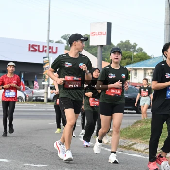 Runner Photo 3547156