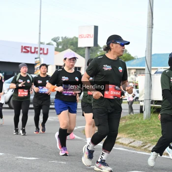 Runner Photo 3547176