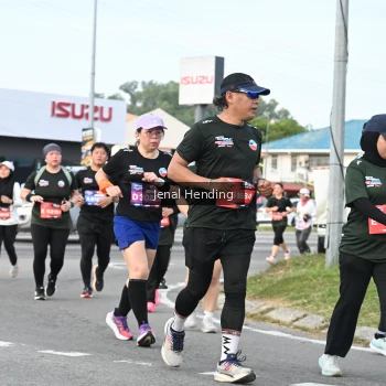 Runner Photo 3547178