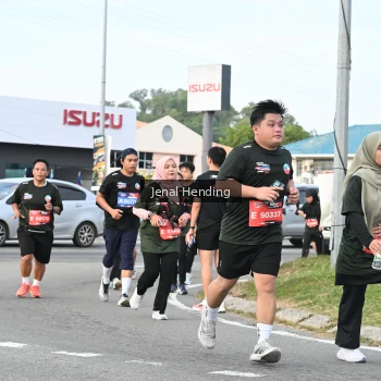 Runner Photo 3547186