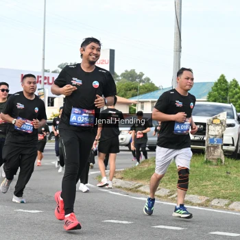 Runner Photo 3547192