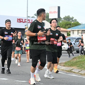 Runner Photo 3547218