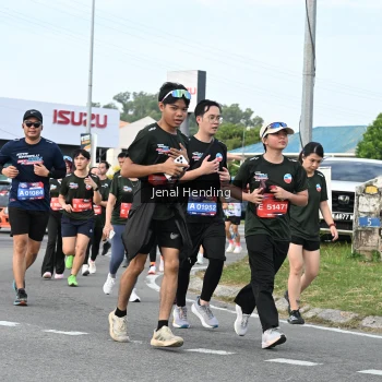 Runner Photo 3547294