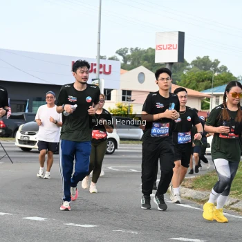 Runner Photo 3547312