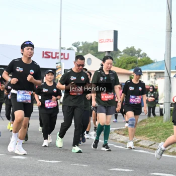 Runner Photo 3547330