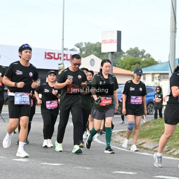 Runner Photo 3547337