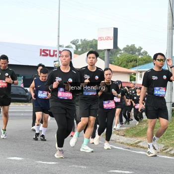 Runner Photo 3547339