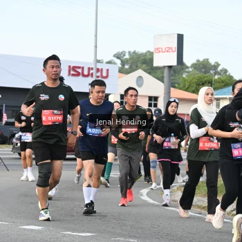 Runner Photo 3547342