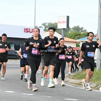 Runner Photo 3547344