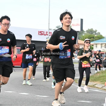 Runner Photo 3547349